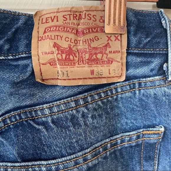 Levi's Classic Blue Straight Leg Jeans - Picture 3 of 7